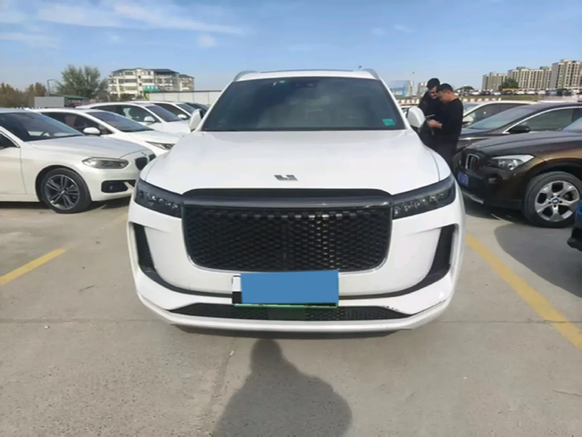 2020 Li ONE Range Extended 131HP REEV 40.5KWH,autocango,china used car exporter,china ev exporter,chinese used car exporter,chinese used ev exporter