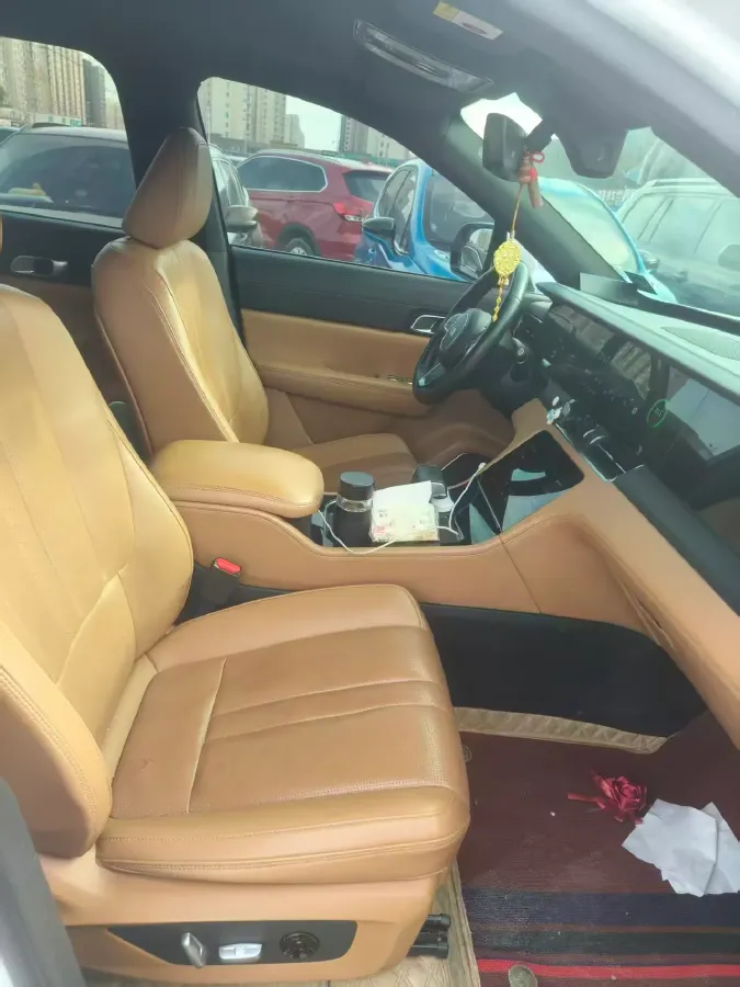 2020 Li ONE Range Extended 131HP REEV 40.5KWH,autocango,china used car exporter,china ev exporter,chinese used car exporter,chinese used ev exporter