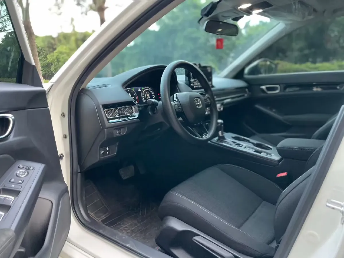 2022 Honda Civic 1.5T 182HP L4 CVT,autocango,china used car exporter,china ev exporter,chinese used car exporter,chinese used ev exporter