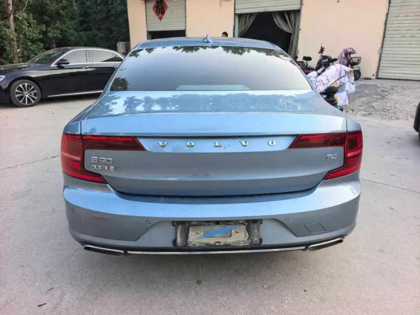 2018 Volvo S90 2.0T 190HP L4 8AT,autocango,china used car exporter,china ev exporter,chinese used car exporter,chinese used ev exporter