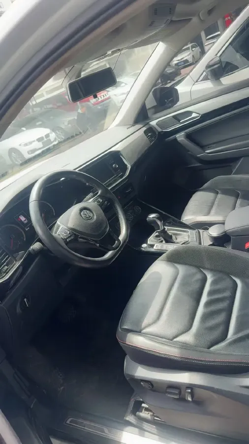 2019 Volkswagen Tayron 2.0T 186HP L4 7DCT,autocango,china used car exporter,china ev exporter,chinese used car exporter,chinese used ev exporter