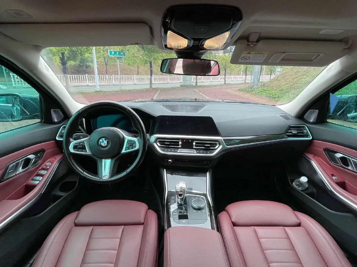 2021 BMW 3 Series 2.0T 184HP L4 8AT,autocango,china used car exporter,china ev exporter,chinese used car exporter,chinese used ev exporter