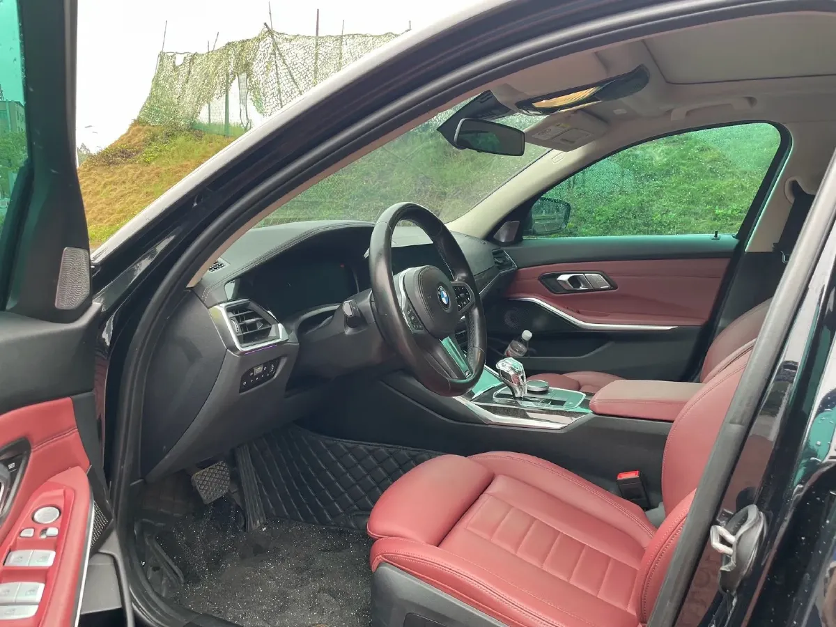 2021 BMW 3 Series 2.0T 184HP L4 8AT,autocango,china used car exporter,china ev exporter,chinese used car exporter,chinese used ev exporter