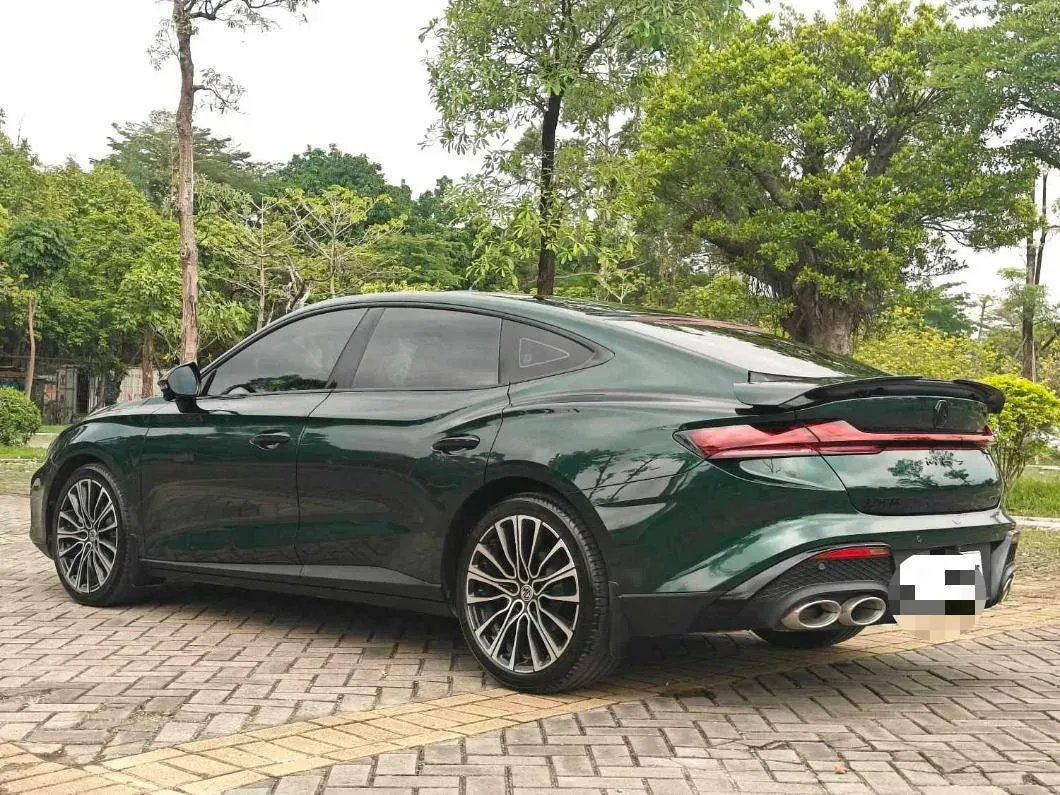 2023 MG 7 2.0T 261HP L4 9AT,autocango,china used car exporter,china ev exporter,chinese used car exporter,chinese used ev exporter