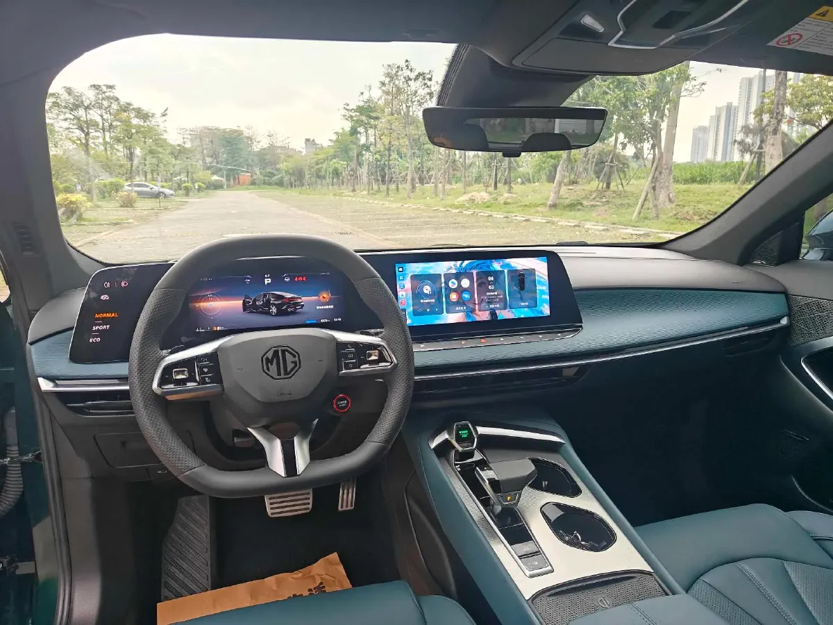 2023 MG 7 2.0T 261HP L4 9AT,autocango,china used car exporter,china ev exporter,chinese used car exporter,chinese used ev exporter