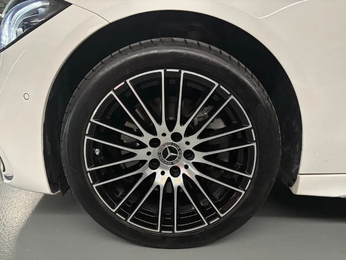 2025 Mercedes-Benz C Class 1.5T 204HP L4 9AT,autocango,china used car exporter,china ev exporter,chinese used car exporter,chinese used ev exporter