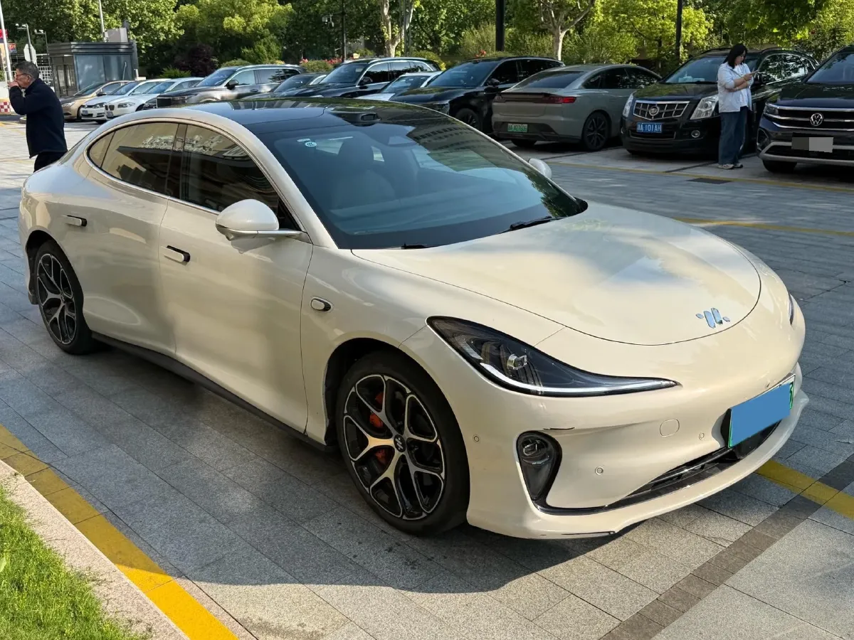 2025 IM L6 BEV,autocango,china used car exporter,china ev exporter,chinese used car exporter,chinese used ev exporter
