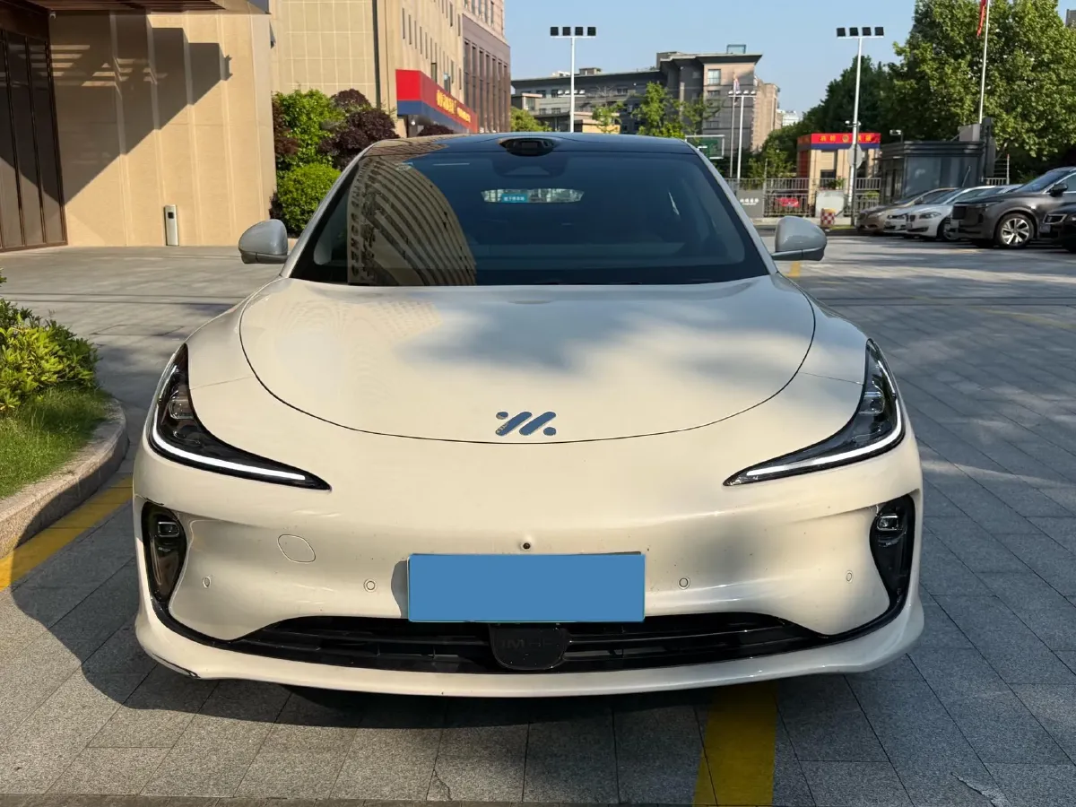 2025 IM L6 BEV,autocango,china used car exporter,china ev exporter,chinese used car exporter,chinese used ev exporter