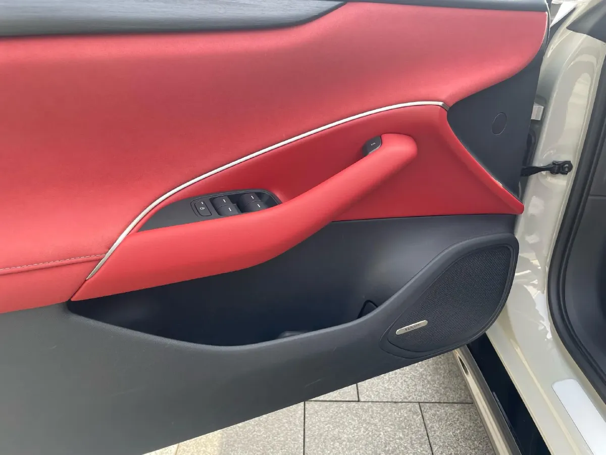 2024 MI SU7 BEV 73.6KWH,autocango,china used car exporter,china ev exporter,chinese used car exporter,chinese used ev exporter