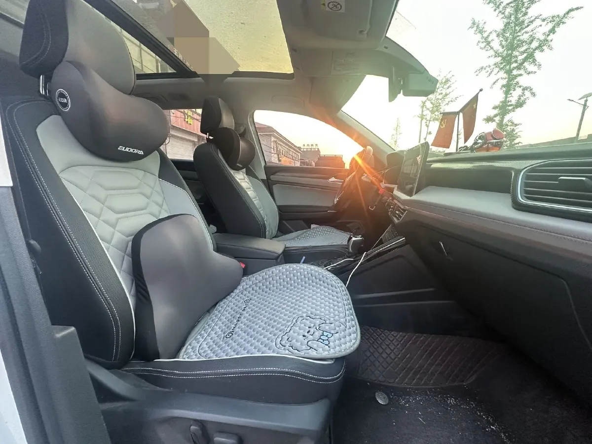 2024 Volkswagen Tayron 2.0T 186HP L4 7DCT,autocango,china used car exporter,china ev exporter,chinese used car exporter,chinese used ev exporter