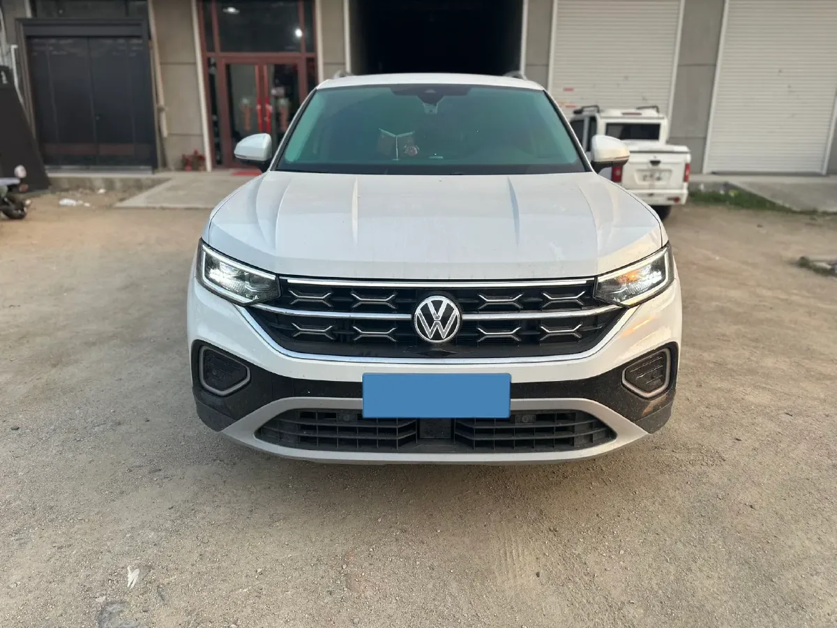 2024 Volkswagen Tayron 2.0T 186HP L4 7DCT,autocango,china used car exporter,china ev exporter,chinese used car exporter,chinese used ev exporter