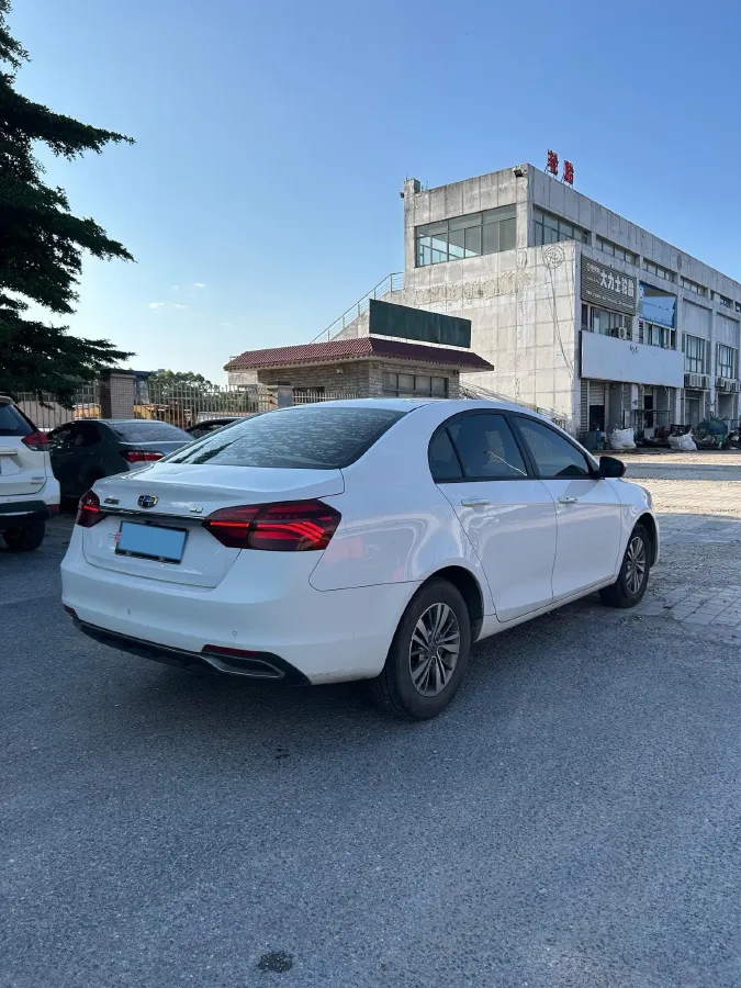 2018 Geely Emgrand 1.5L 109HP L4 5MT,autocango,china used car exporter,china ev exporter,chinese used car exporter,chinese used ev exporter