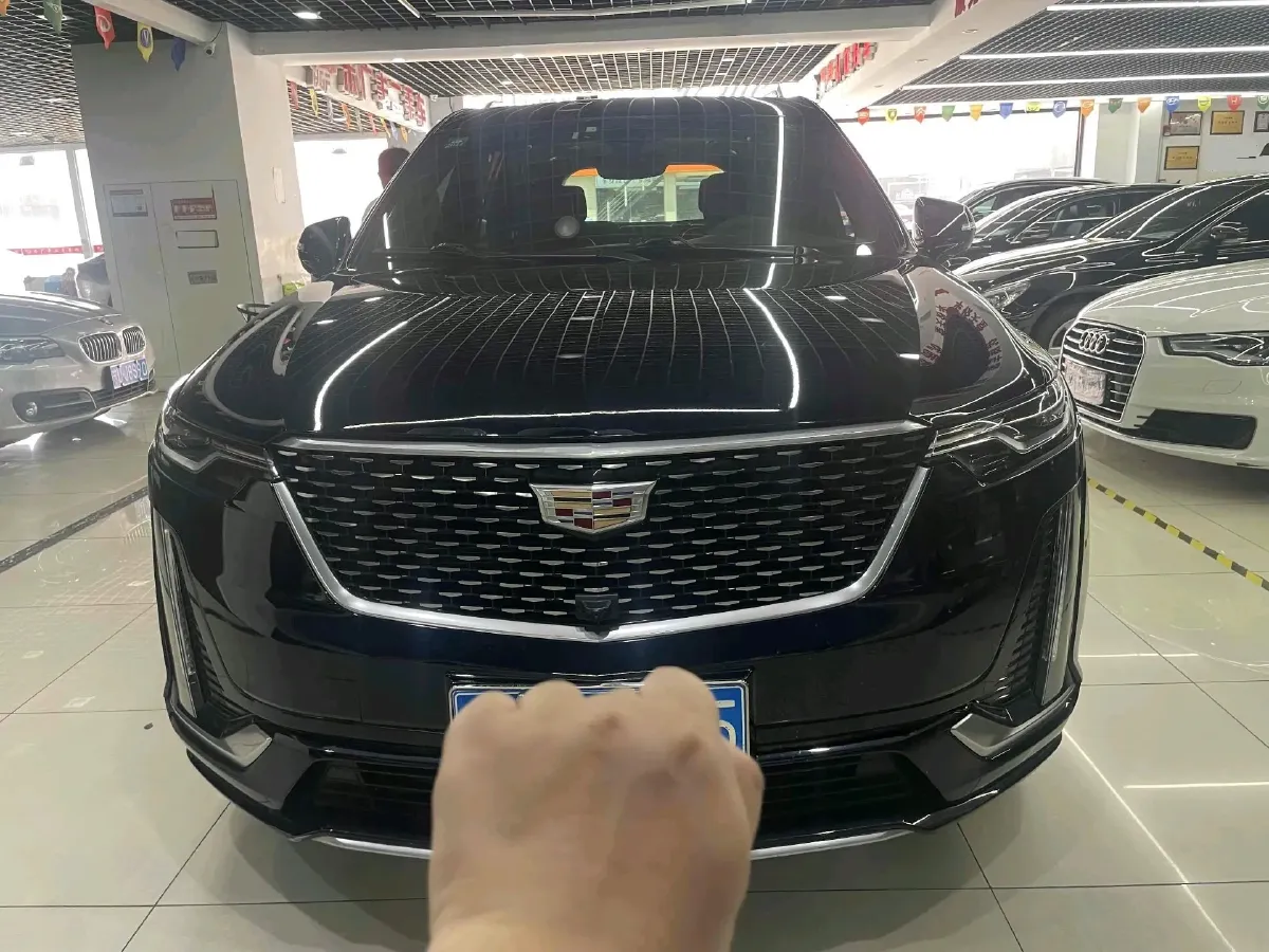 2021 Cadillac XT6 2.0T 237HP L4 9AT,autocango,china used car exporter,china ev exporter,chinese used car exporter,chinese used ev exporter