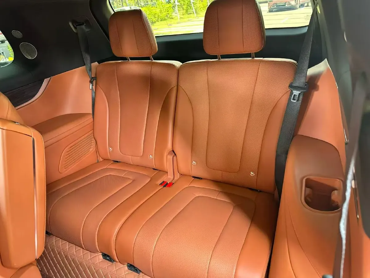 2024 AITO AITO M9 1.5T 152HP L4 REEV 42KWH,autocango,china used car exporter,china ev exporter,chinese used car exporter,chinese used ev exporter