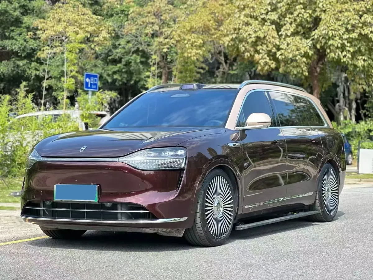 2024 AITO AITO M9 1.5T 152HP L4 REEV 42KWH,autocango,china used car exporter,china ev exporter,chinese used car exporter,chinese used ev exporter