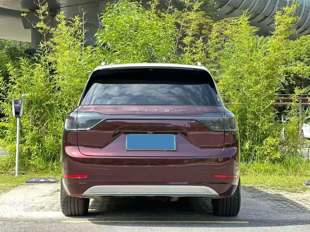 2024 AITO AITO M9 1.5T 152HP L4 REEV 42KWH,autocango,china used car exporter,china ev exporter,chinese used car exporter,chinese used ev exporter