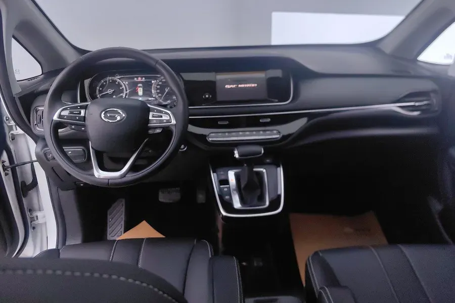 2021 GAC Trumpchi M6 1.5T 169HP L4 7DCT,autocango,china used car exporter,china ev exporter,chinese used car exporter,chinese used ev exporter