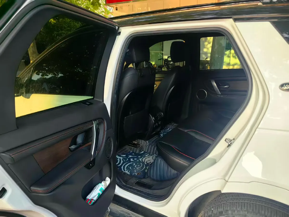 2021 Land Rover Discovery Sport 2.0T 249HP L4 9AT,autocango,china used car exporter,china ev exporter,chinese used car exporter,chinese used ev exporter