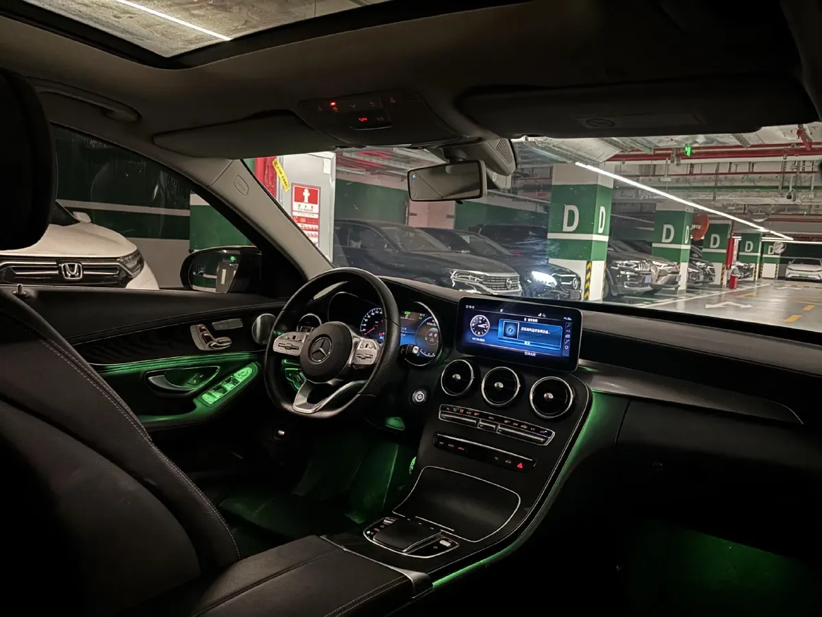 2020 Mercedes-Benz C Class 1.5T 184HP L4 9AT,autocango,china used car exporter,china ev exporter,chinese used car exporter,chinese used ev exporter