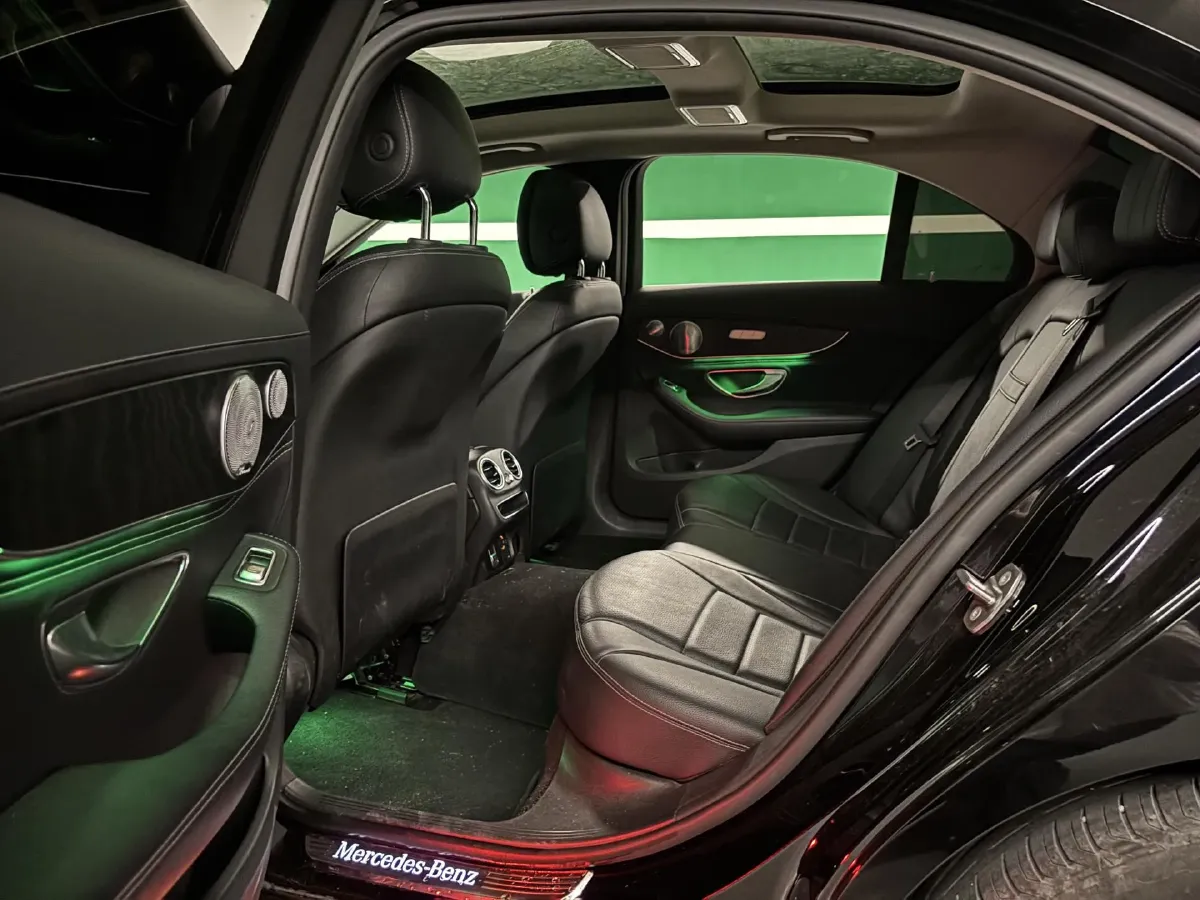 2020 Mercedes-Benz C Class 1.5T 184HP L4 9AT,autocango,china used car exporter,china ev exporter,chinese used car exporter,chinese used ev exporter