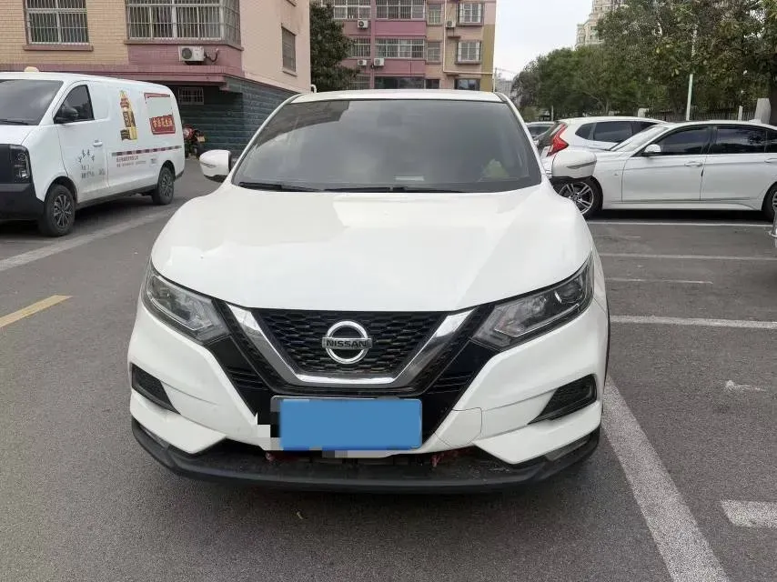 2022 Nissan Qashqai 2.0L 151HP L4 CVT,autocango,china used car exporter,china ev exporter,chinese used car exporter,chinese used ev exporter