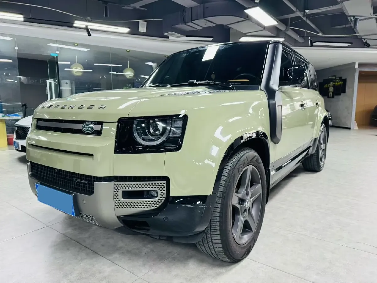 2023 Land Rover Defender 3.0T 400HP L6 8AT,autocango,china used car exporter,china ev exporter,chinese used car exporter,chinese used ev exporter