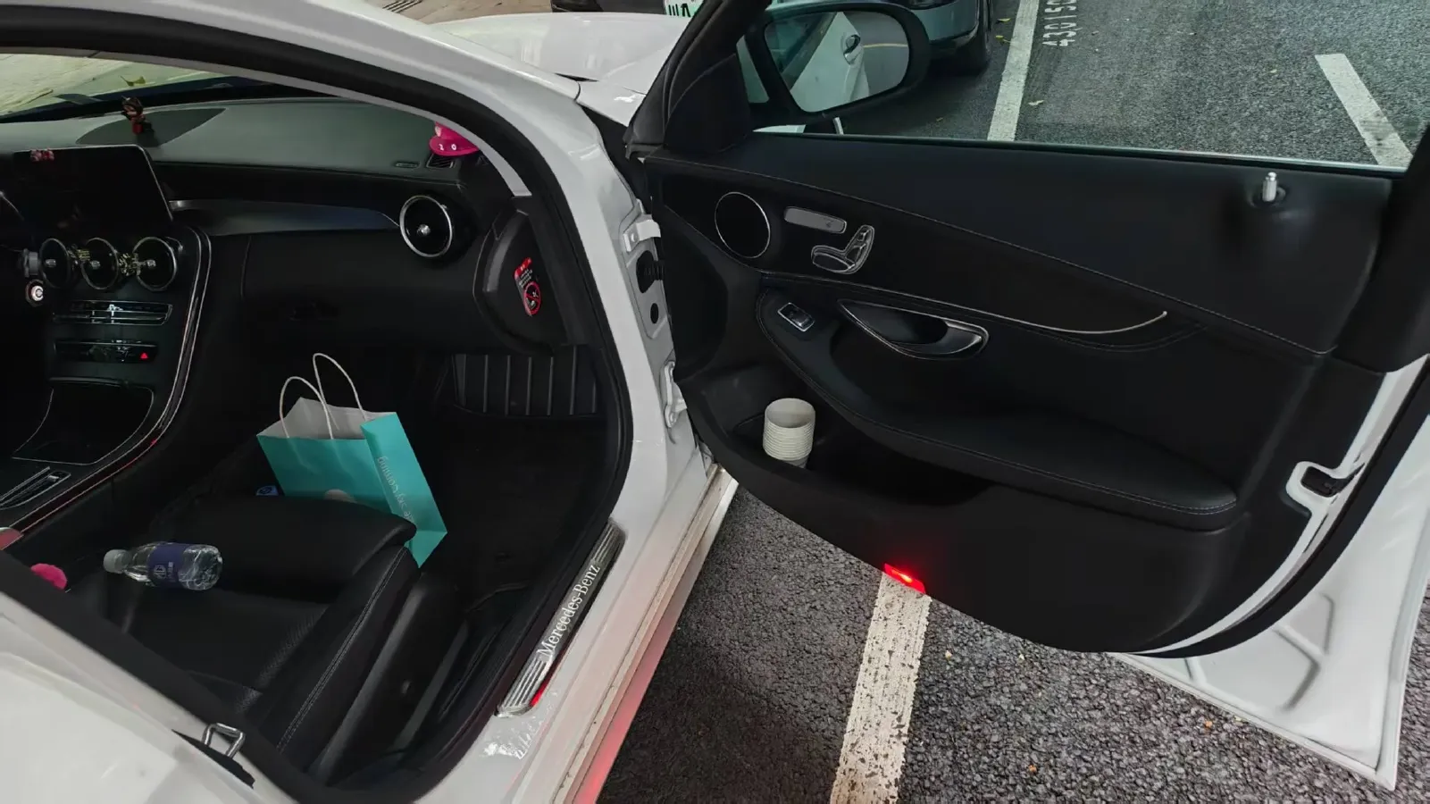 2020 Mercedes-Benz C Class 1.5T 184HP L4 9AT,autocango,china used car exporter,china ev exporter,chinese used car exporter,chinese used ev exporter