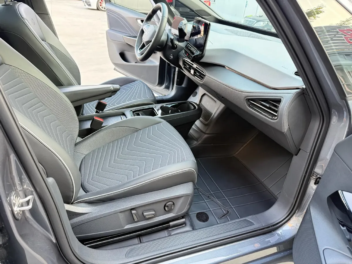 2024 Volkswagen ID.3 BEV 52.8KWH,autocango,china used car exporter,china ev exporter,chinese used car exporter,chinese used ev exporter