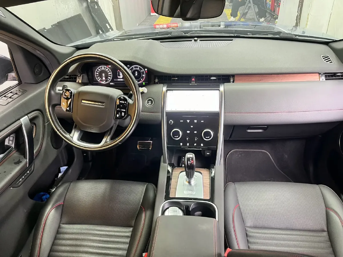 2020 Land Rover Discovery Sport 2.0T 249HP L4 9AT,autocango,china used car exporter,china ev exporter,chinese used car exporter,chinese used ev exporter