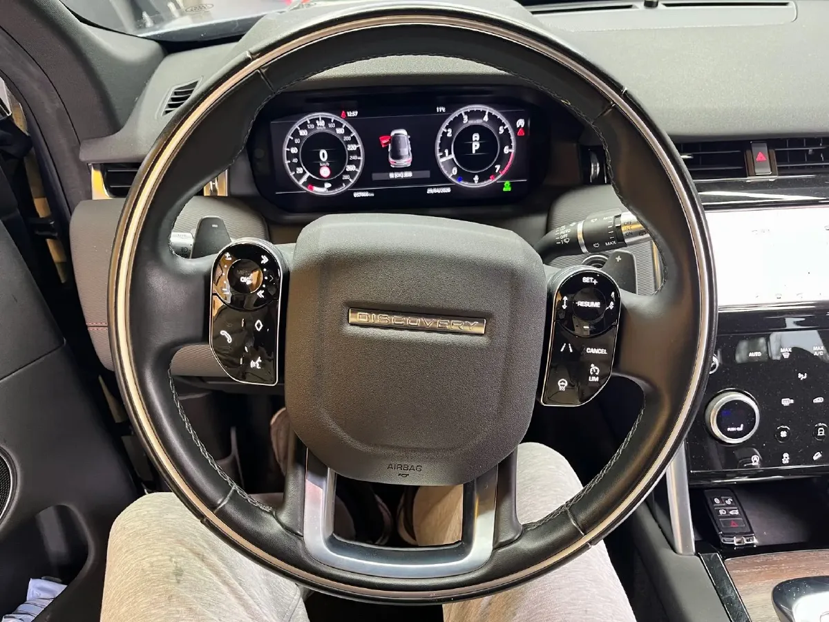2020 Land Rover Discovery Sport 2.0T 249HP L4 9AT,autocango,china used car exporter,china ev exporter,chinese used car exporter,chinese used ev exporter