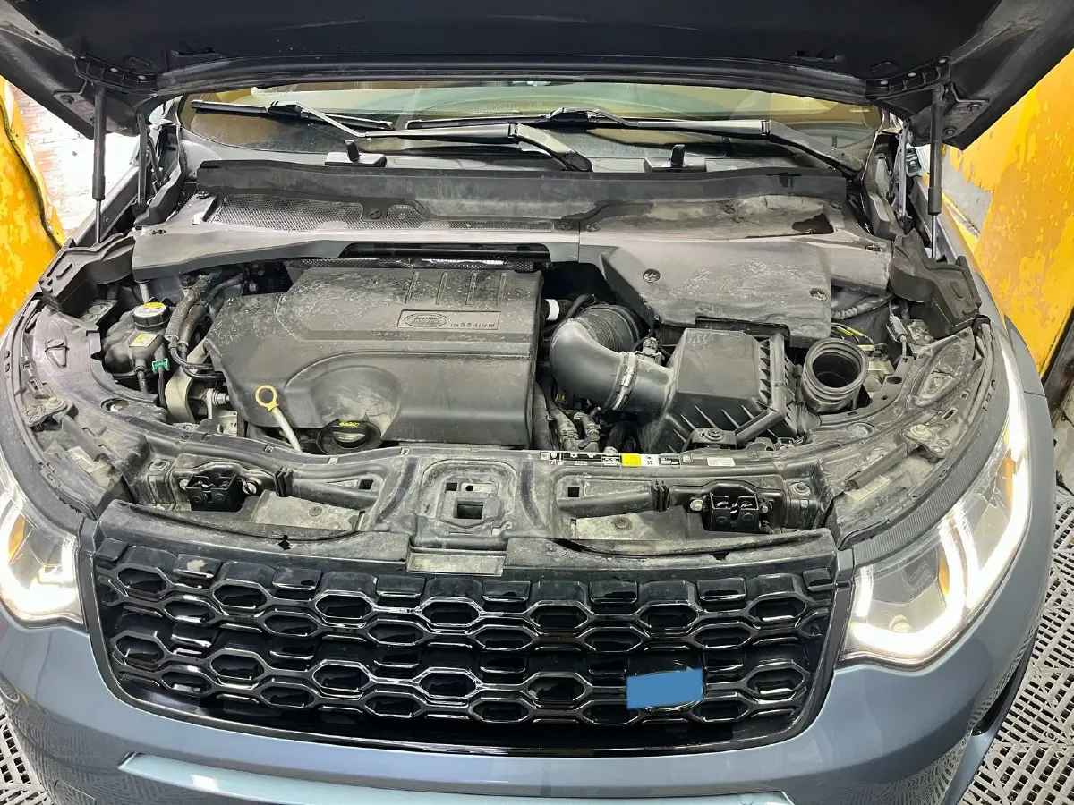 2020 Land Rover Discovery Sport 2.0T 249HP L4 9AT,autocango,china used car exporter,china ev exporter,chinese used car exporter,chinese used ev exporter