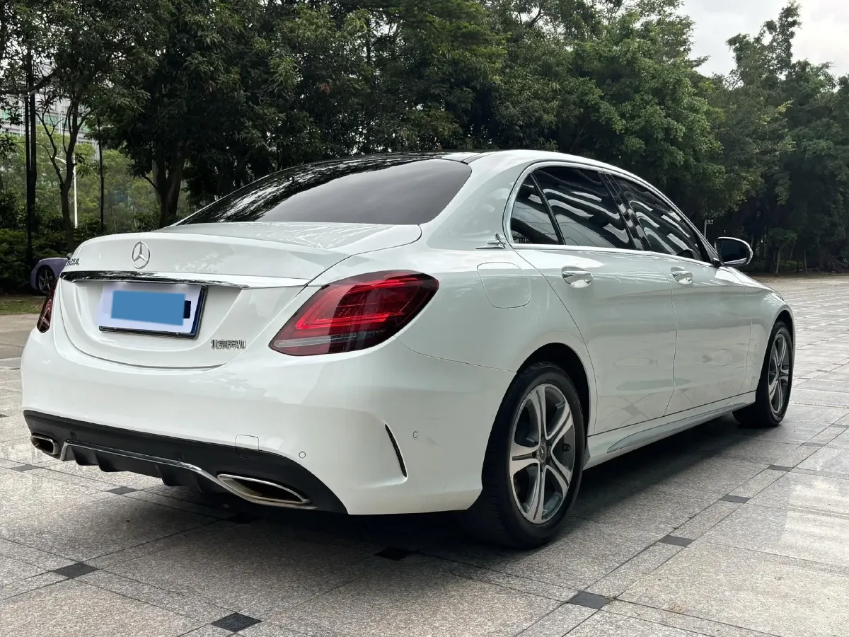2020 Mercedes-Benz C Class 1.5T 184HP L4 9AT,autocango,china used car exporter,china ev exporter,chinese used car exporter,chinese used ev exporter
