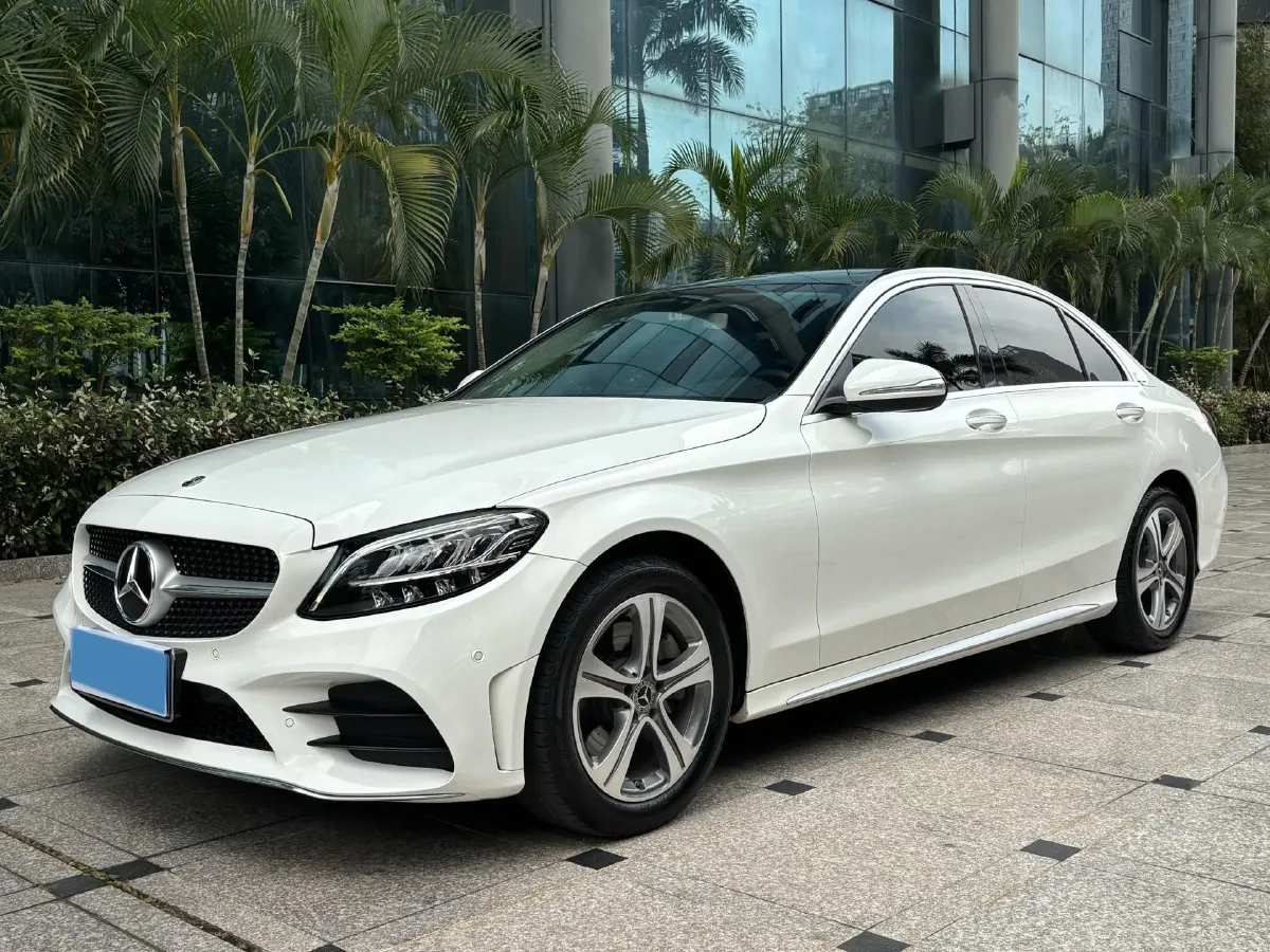 2020 Mercedes-Benz C Class 1.5T 184HP L4 9AT,autocango,china used car exporter,china ev exporter,chinese used car exporter,chinese used ev exporter