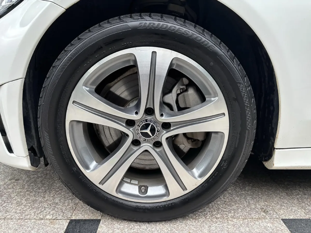 2020 Mercedes-Benz C Class 1.5T 184HP L4 9AT,autocango,china used car exporter,china ev exporter,chinese used car exporter,chinese used ev exporter