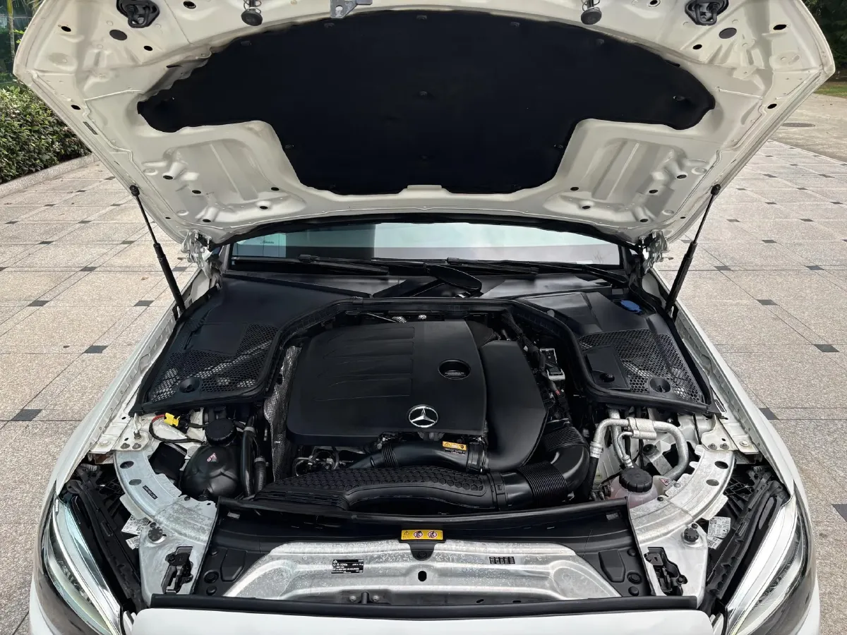 2020 Mercedes-Benz C Class 1.5T 184HP L4 9AT,autocango,china used car exporter,china ev exporter,chinese used car exporter,chinese used ev exporter