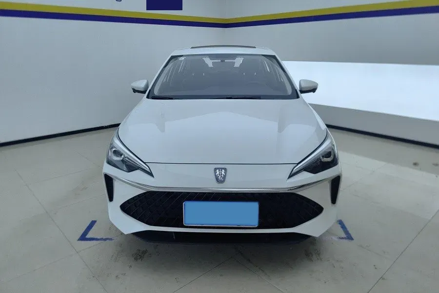 2023 Roewe i5 1.5L 129HP L4 CVT,autocango,china used car exporter,china ev exporter,chinese used car exporter,chinese used ev exporter