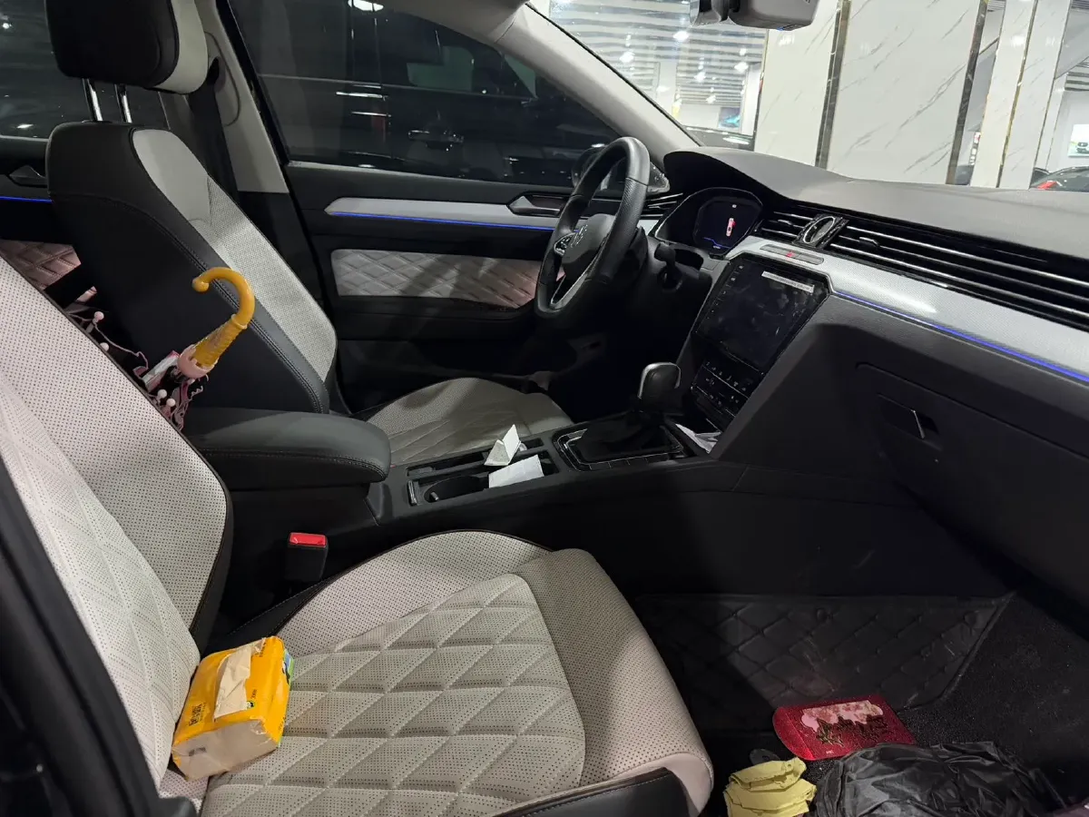 2024 Volkswagen Magotan 2.0T 186HP L4 7DCT,autocango,china used car exporter,china ev exporter,chinese used car exporter,chinese used ev exporter
