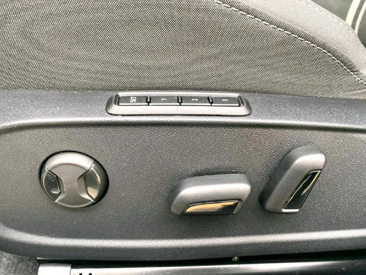 2021 Volkswagen Golf 1.4T 150HP L4 7DCT,autocango,china used car exporter,china ev exporter,chinese used car exporter,chinese used ev exporter