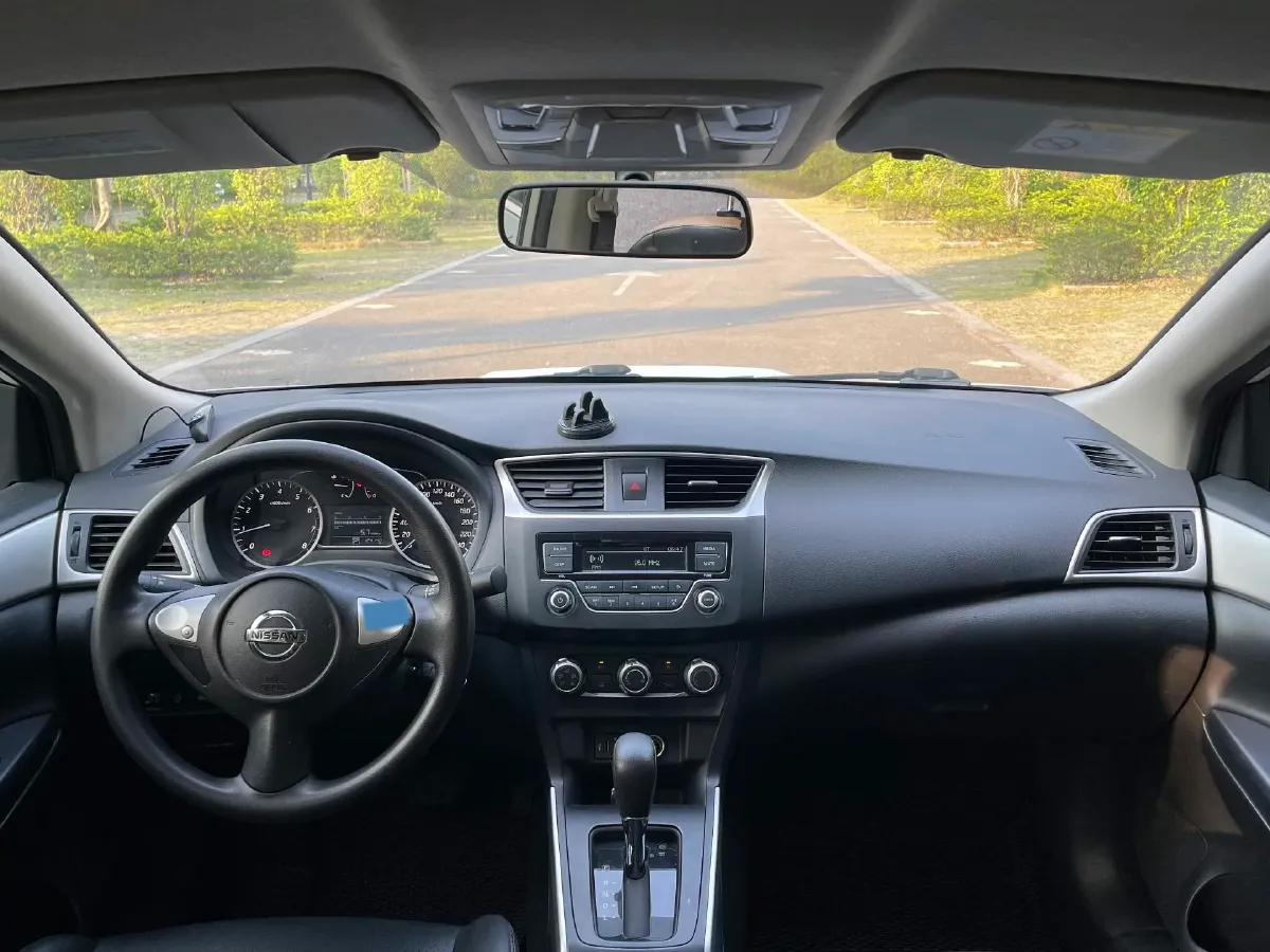 2022 Nissan Sylphy 1.6L 122HP L4 CVT,autocango,china used car exporter,china ev exporter,chinese used car exporter,chinese used ev exporter