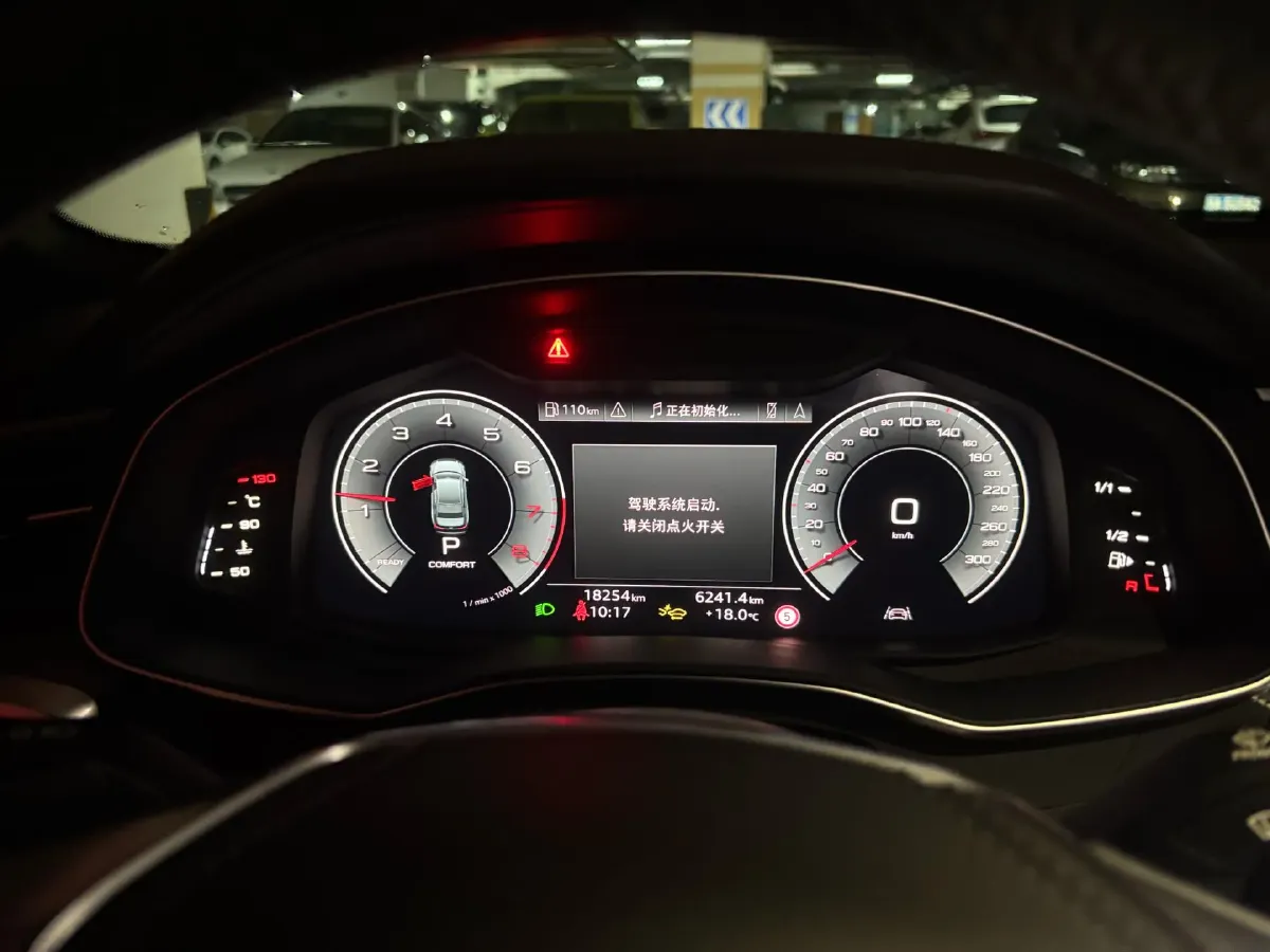 2025 Audi A6L 2.0T 245HP L4 7DCT,autocango,china used car exporter,china ev exporter,chinese used car exporter,chinese used ev exporter