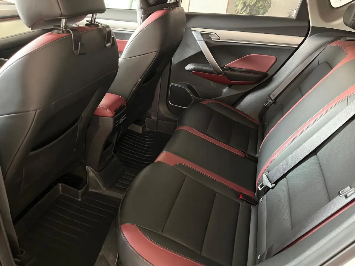 2021 Geely Coolray 1.4T 141HP L4 6DCT,autocango,china used car exporter,china ev exporter,chinese used car exporter,chinese used ev exporter