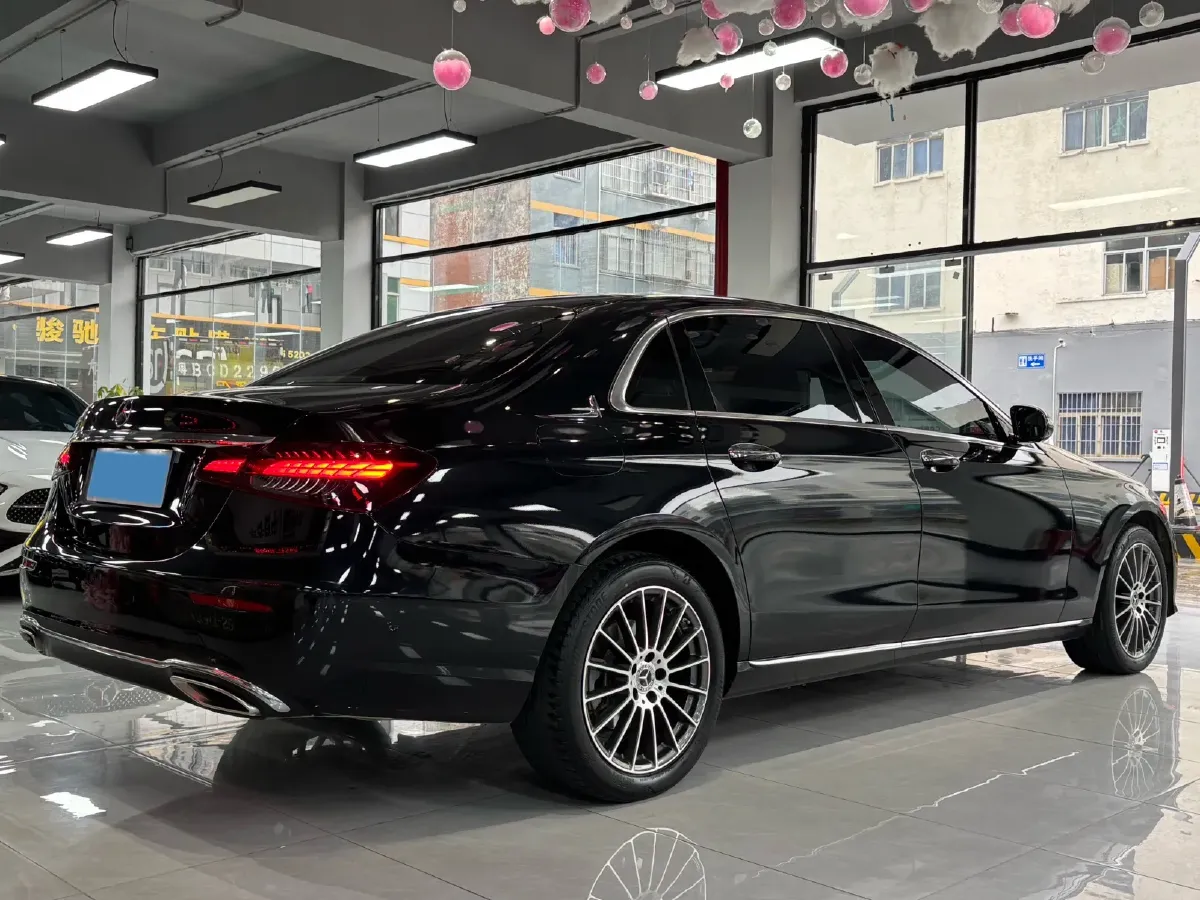 2023 Mercedes-Benz E Class 2.0T 197HP L4 9AT,autocango,china used car exporter,china ev exporter,chinese used car exporter,chinese used ev exporter