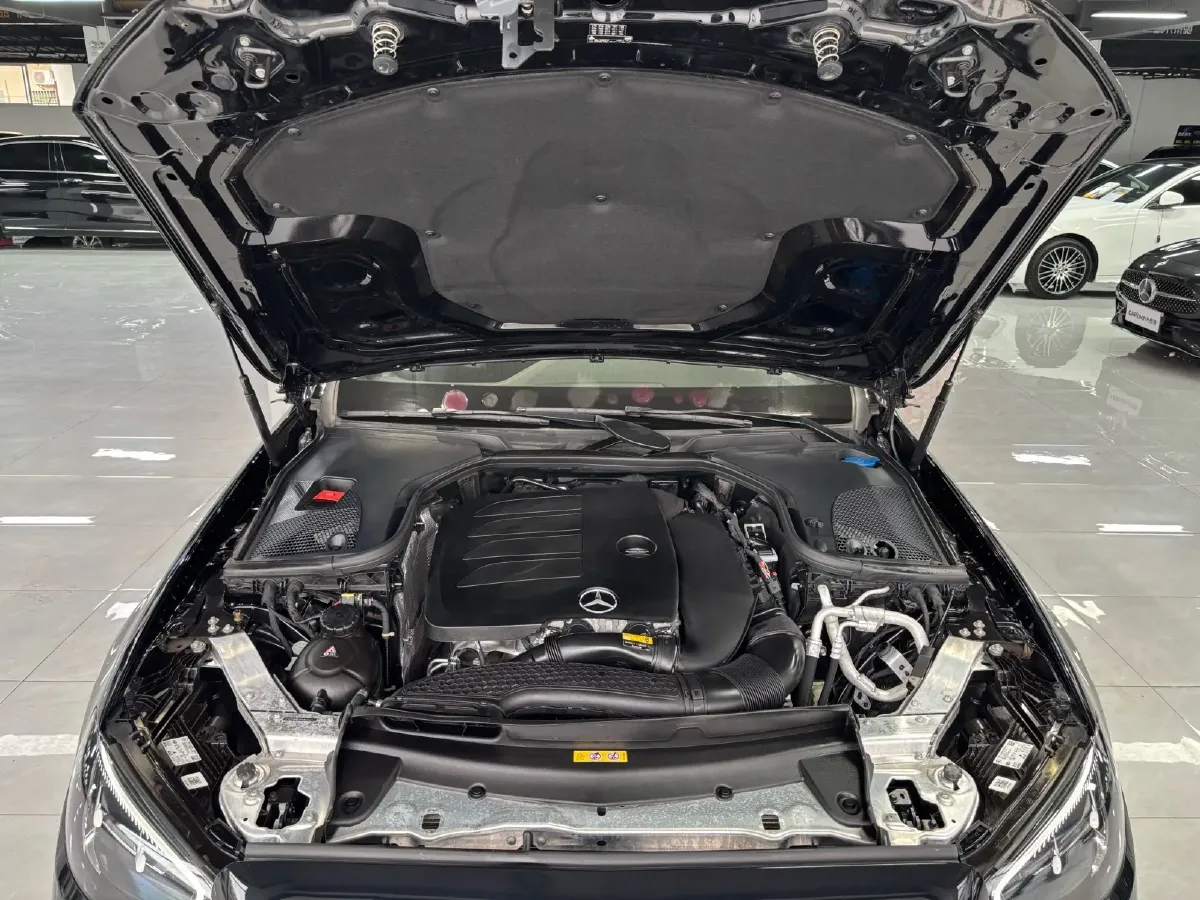 2023 Mercedes-Benz E Class 2.0T 197HP L4 9AT,autocango,china used car exporter,china ev exporter,chinese used car exporter,chinese used ev exporter