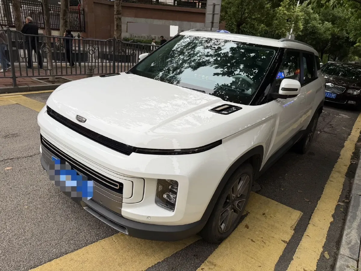 2020 Geely ICON 1.5T 177HP L3 7DCT,autocango,china used car exporter,china ev exporter,chinese used car exporter,chinese used ev exporter