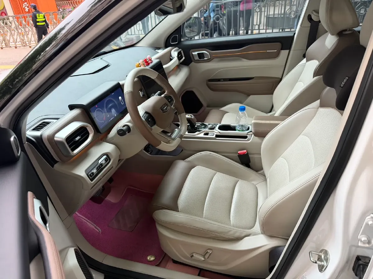 2020 Geely ICON 1.5T 177HP L3 7DCT,autocango,china used car exporter,china ev exporter,chinese used car exporter,chinese used ev exporter