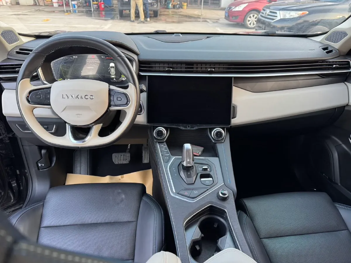2021 LYNK&CO 01 2.0T 218HP L4 8AT,autocango,china used car exporter,china ev exporter,chinese used car exporter,chinese used ev exporter