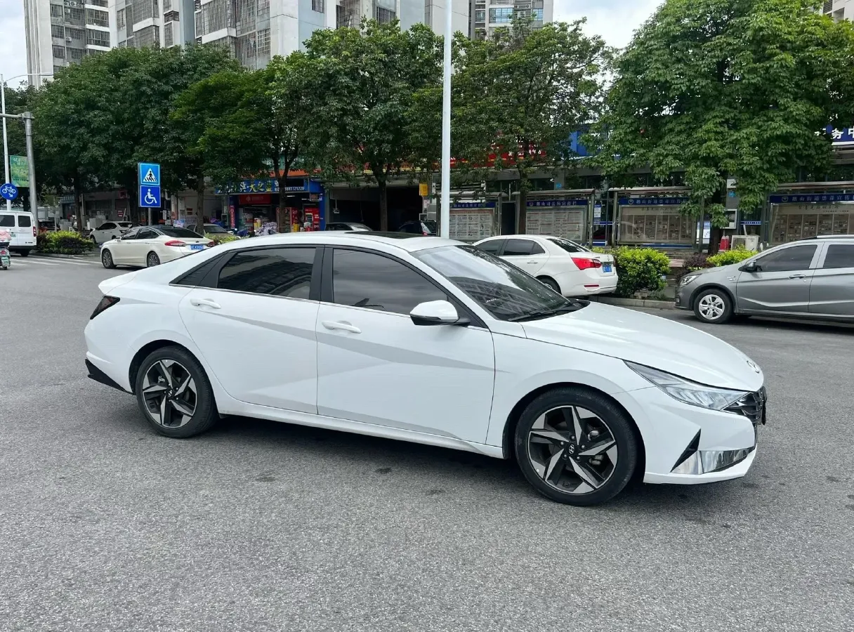 2022 Hyundai Elantra 1.5L 115HP L4 CVT,autocango,china used car exporter,china ev exporter,chinese used car exporter,chinese used ev exporter