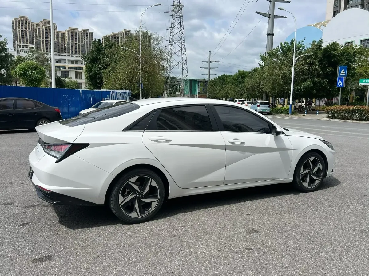 2022 Hyundai Elantra 1.5L 115HP L4 CVT,autocango,china used car exporter,china ev exporter,chinese used car exporter,chinese used ev exporter