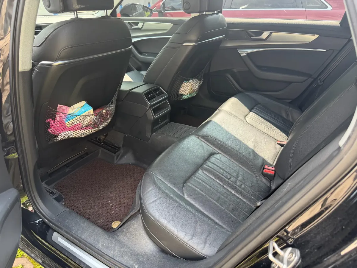 2019 Audi A6L 2.0T 190HP L4 7DCT,autocango,china used car exporter,china ev exporter,chinese used car exporter,chinese used ev exporter