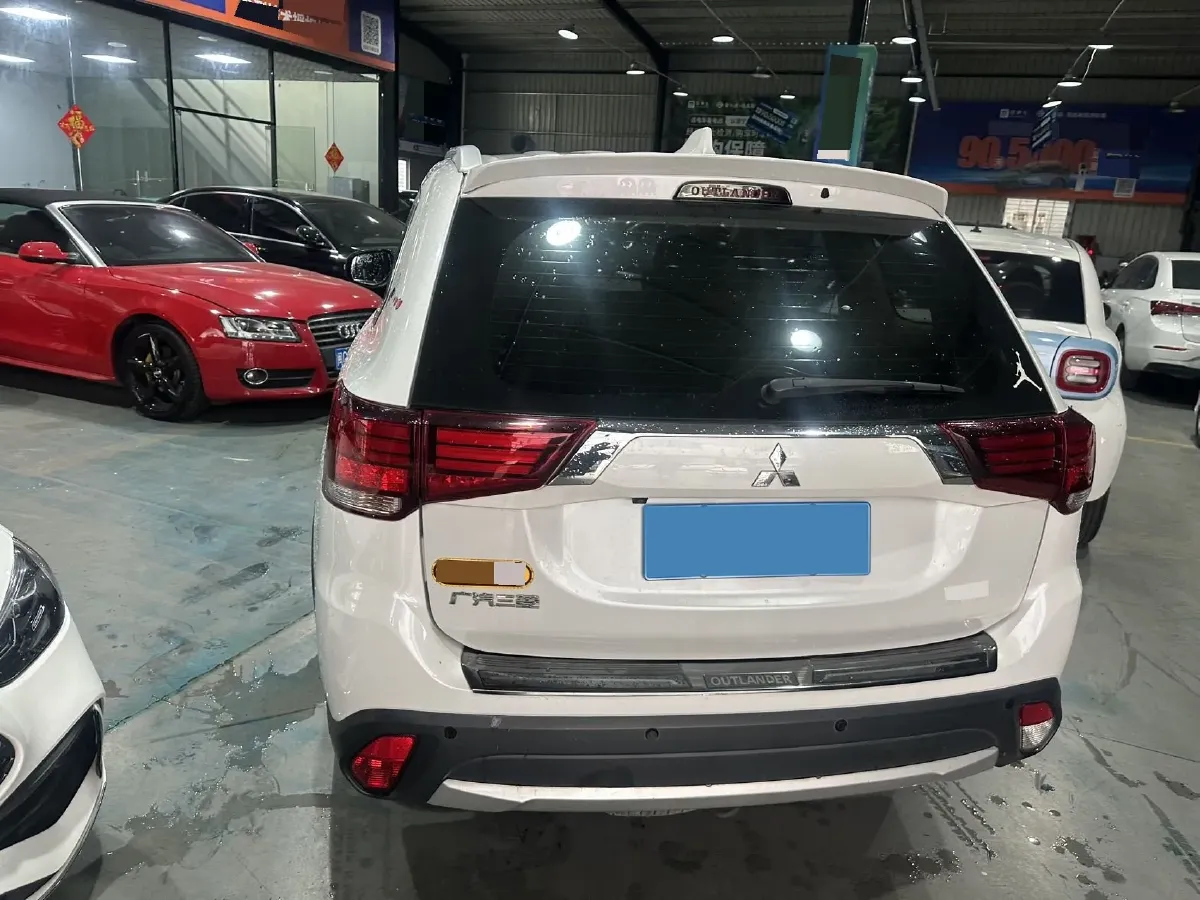 2018 Mitsubishi Outlander 2.0L 166HP L4 CVT,autocango,china used car exporter,china ev exporter,chinese used car exporter,chinese used ev exporter